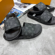 Load image into Gallery viewer, Slipper