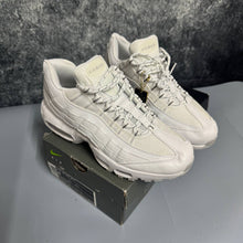 Load image into Gallery viewer, Shoes