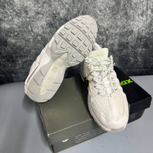 Load image into Gallery viewer, Shoes