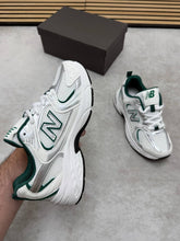 Load image into Gallery viewer, Shoes