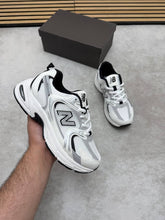 Load image into Gallery viewer, Shoes