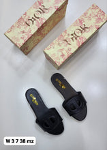 Load image into Gallery viewer, Slipper