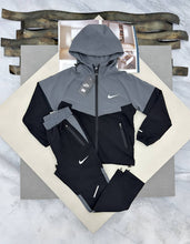 Load image into Gallery viewer, Tracksuit boy