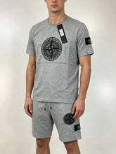 Load image into Gallery viewer, Tshirt
