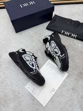 Load image into Gallery viewer, Shoes men