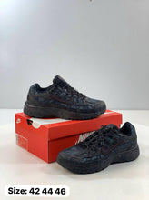 Load image into Gallery viewer, Shoes men