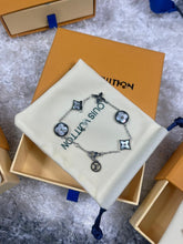 Load image into Gallery viewer, Necklace