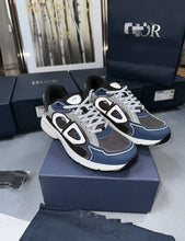 Load image into Gallery viewer, Shoes