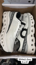 Load image into Gallery viewer, Shoes men