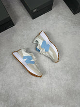 Load image into Gallery viewer, Shoes