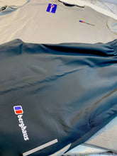 Load image into Gallery viewer, Tshirt