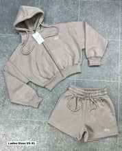 Load image into Gallery viewer, Tracksuit