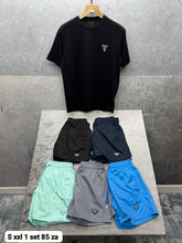 Load image into Gallery viewer, Tshirt