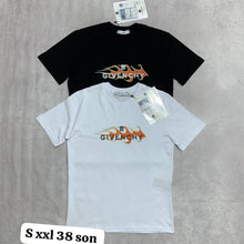 Load image into Gallery viewer, Tshirt
