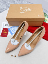 Load image into Gallery viewer, Slipper