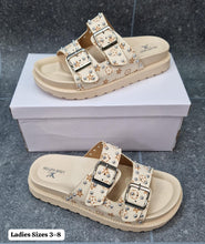 Load image into Gallery viewer, Slipper