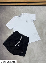 Load image into Gallery viewer, Tshirt