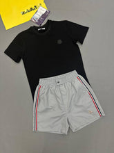 Load image into Gallery viewer, Tshirt