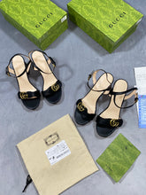 Load image into Gallery viewer, Heel