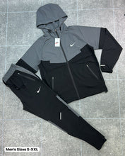 Load image into Gallery viewer, Tracksuit