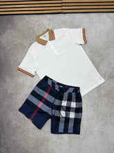 Load image into Gallery viewer, Tshirt