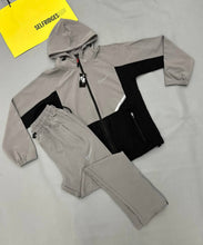 Load image into Gallery viewer, Tracksuit men