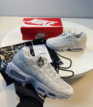 Load image into Gallery viewer, Shoes