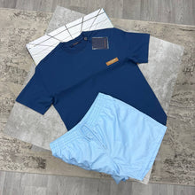 Load image into Gallery viewer, Tshirt