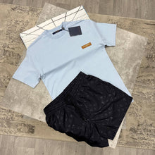 Load image into Gallery viewer, Tshirt
