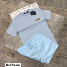 Load image into Gallery viewer, Tshirt