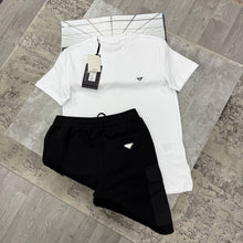 Load image into Gallery viewer, Tshirt
