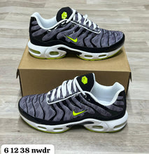 Load image into Gallery viewer, Shoes men