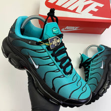Load image into Gallery viewer, Shoes