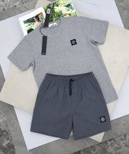 Load image into Gallery viewer, Tshirt