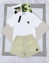Load image into Gallery viewer, Tshirt