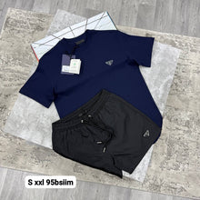 Load image into Gallery viewer, Tshirt