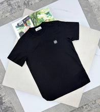 Load image into Gallery viewer, Tshirt