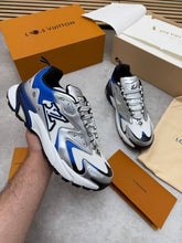 Load image into Gallery viewer, Shoes