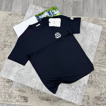 Load image into Gallery viewer, Tshirt