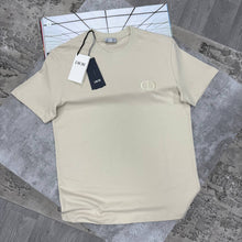 Load image into Gallery viewer, Tshirt