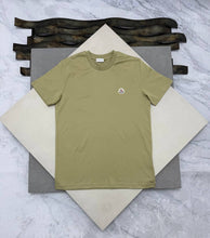 Load image into Gallery viewer, Tshirt