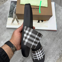 Load image into Gallery viewer, Slipper