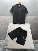 Load image into Gallery viewer, Tshirt