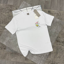 Load image into Gallery viewer, Tshirt