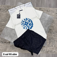 Load image into Gallery viewer, Tshirt