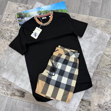 Load image into Gallery viewer, Tshirt