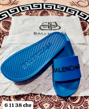 Load image into Gallery viewer, Slipper