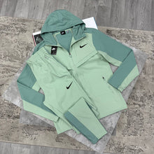 Load image into Gallery viewer, Tracksuit
