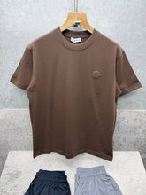 Load image into Gallery viewer, Tshirt