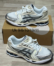 Load image into Gallery viewer, Shoes